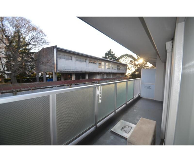 【バルコニー】 | シャトーイノハナ | ※同物件・同タイプの写真です。