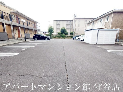 【駐車場】 | グランドゥールⅣ Ｃ