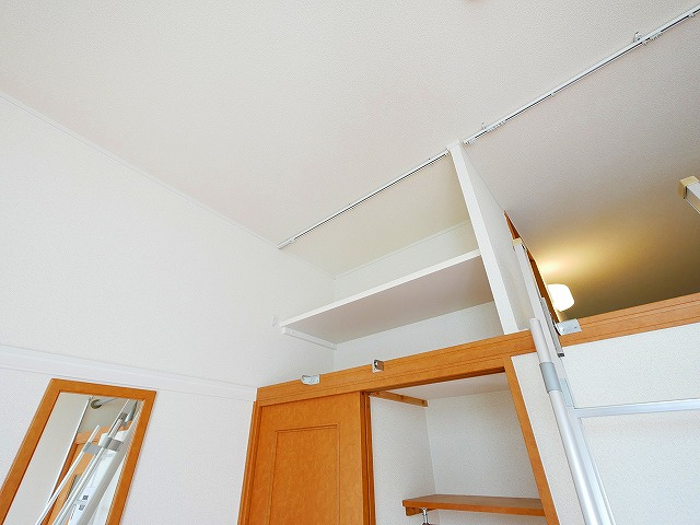 レオパレススナッグ　ビラの内装