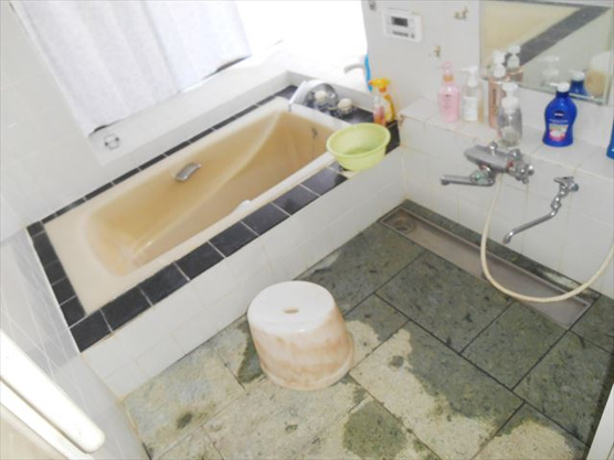 【浴室】 | 大室高原別荘地　戸建