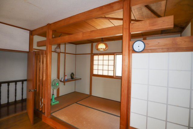 【和室】 | 香芝市関屋北6丁目　戸建 | 洋室と続きの和室♪
