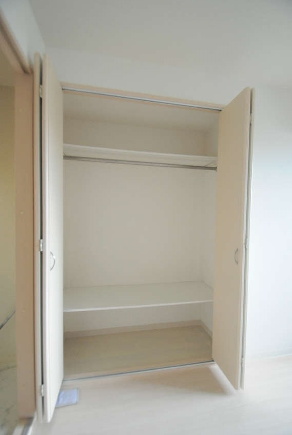 大阪市都島区東野田町１丁目の賃貸マンションの収納