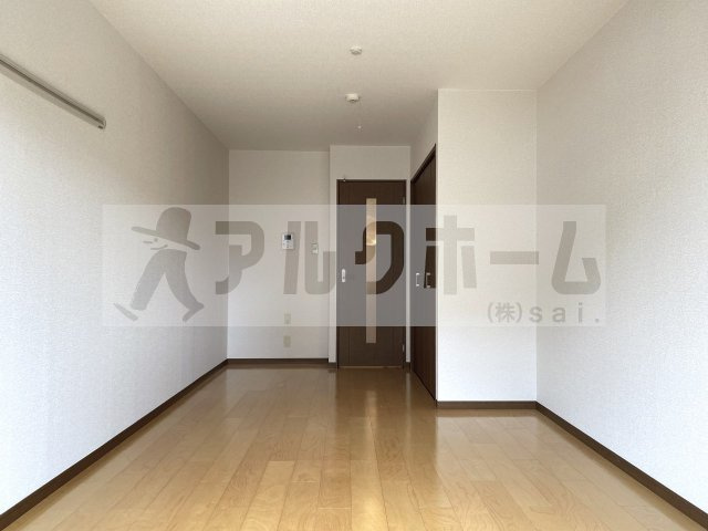 フジパレス光南町Ⅱ番館の居間・リビング