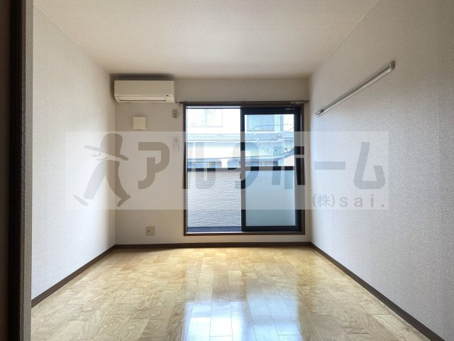 フジパレス光南町Ⅱ番館の居間・リビング