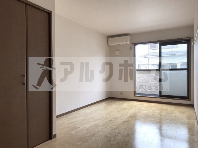 フジパレス光南町Ⅱ番館の居間・リビング