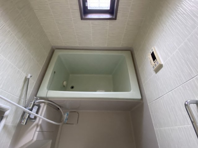 レジデンス香呂の浴室