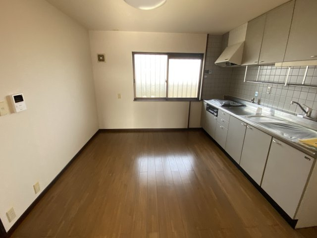 レジデンス香呂の居間・リビング