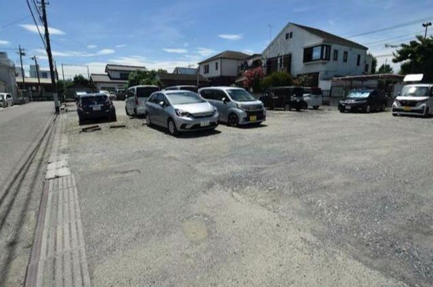 サンハイムたちかわの駐車場