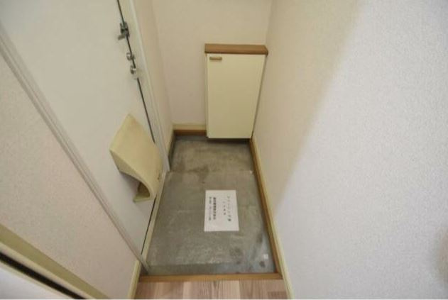 サンハイムたちかわの玄関