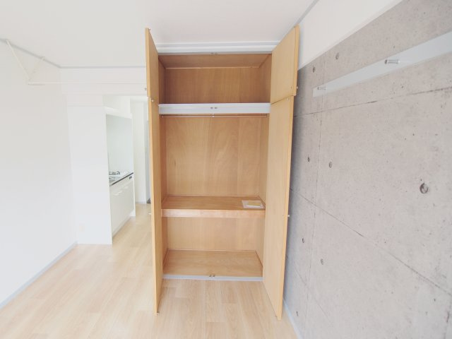 クレスト曽根の収納