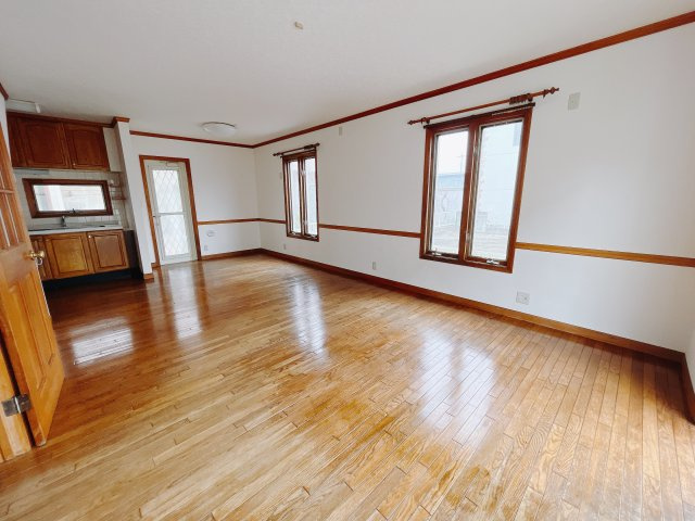 【中古戸建】熊谷市瀬南の居間・リビング|■リビング