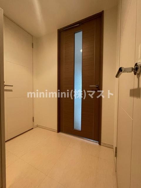 KDX堺筋本町レジデンスの玄関