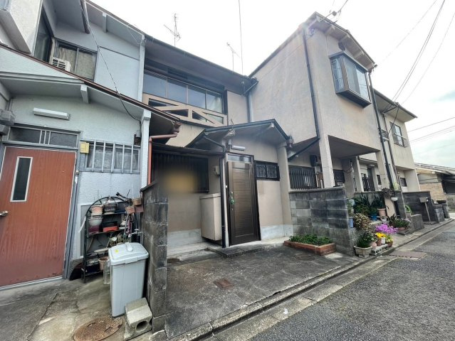 太秦安井辰巳町の前面道路含む現地写真|前道は車通りが少なく安心です♪