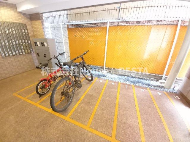 サンクラッソ三ノ宮加納町の駐車場