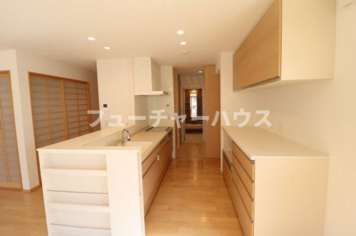 ジーヴォスクエア千波戸建住宅のキッチン