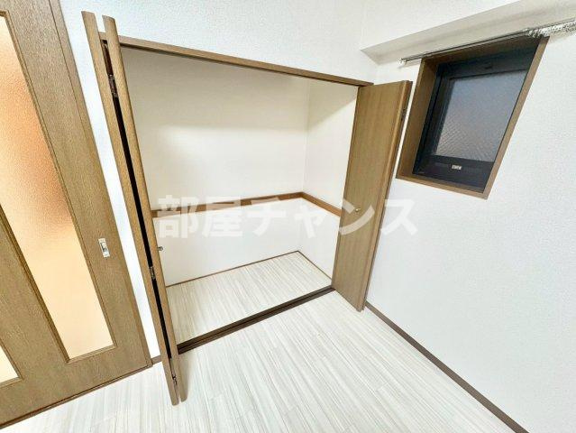 サンパティーク東片端の収納