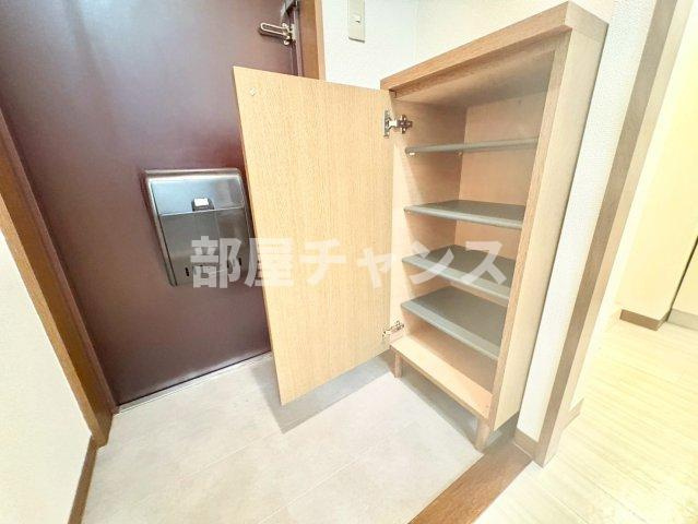 サンパティーク東片端の収納