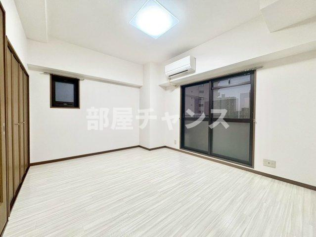 ファーリーヒルズの居間・リビング