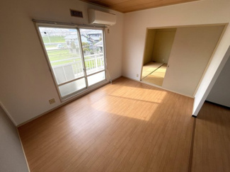 【居間・リビング】