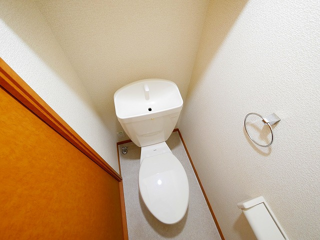 レオパレス富堂のトイレ