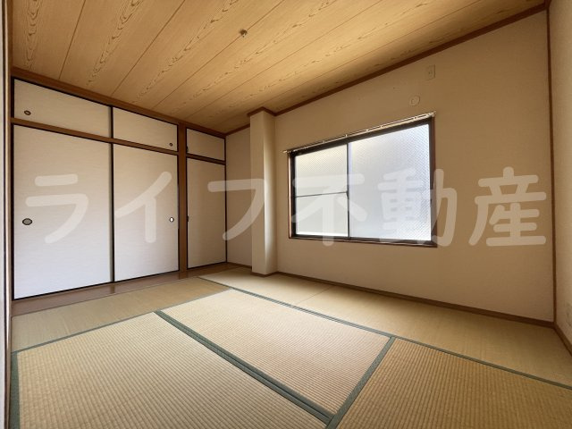 美和ハイツⅡの和室|明るい和室です
