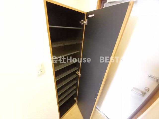 アドモリモト元町通の収納