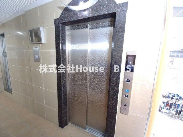 アドモリモト元町通のロビー
