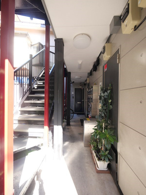 【ロビー】 | Side by Side K | 共用部もきれいに整備されています(^^)/