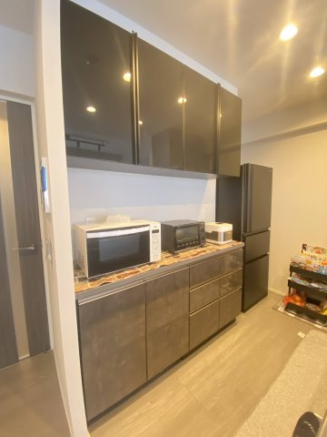 【収納】 | サンパーク玉名中央レジデンス | ☆備え付けのカップボード☆収納充実でカウンターとしても使用可能なスペースがあり便利です☆