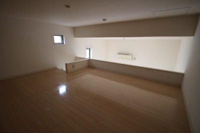 【洋室】 | アラモード高木 | 別号室の写真になります。現況優先。