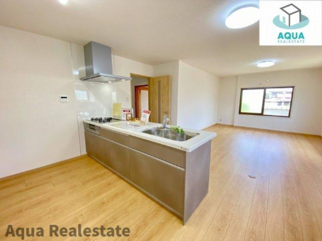 東かがわ市三本松　リノベ住宅の外観|カウンターキッチンにリノベーション工事完了しました