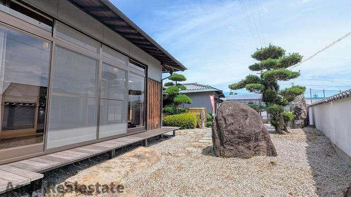 東かがわ市三本松　リノベ住宅の庭|お庭です