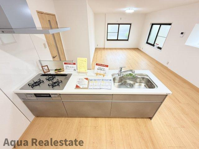 東かがわ市三本松　リノベ住宅のキッチン|きれいなキッチンです