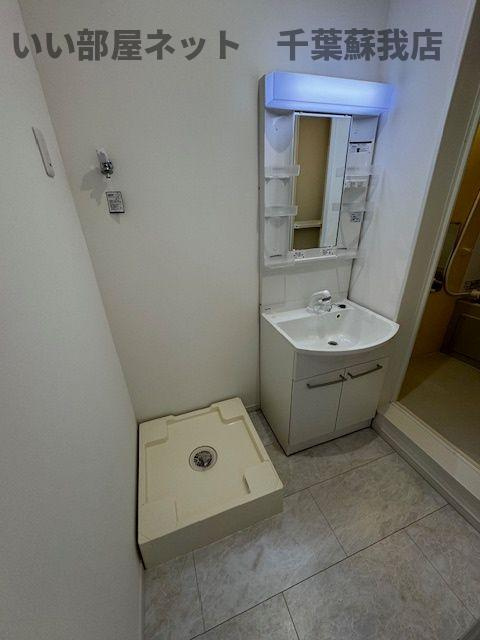 eclat蘇我の洗面所|明るい洗面所です