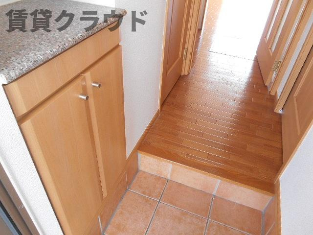ネオス　ソイルの玄関|ゆったりとした玄関です