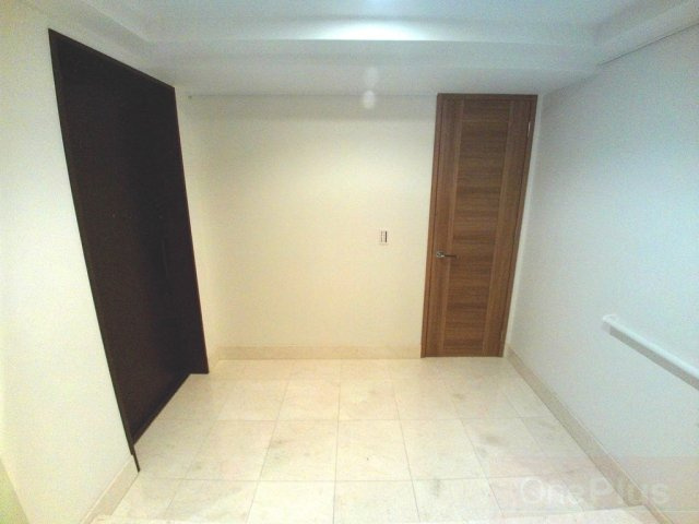 ザ・パークハウス芦屋川の玄関