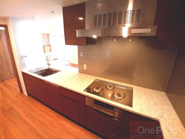 ザ・パークハウス芦屋川のキッチン