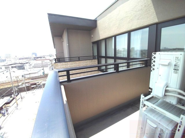 ザ・パークハウス芦屋川のバルコニー