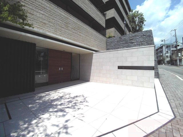 ザ・パークハウス芦屋川のエントランス