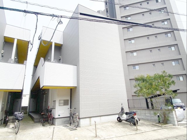 グランファースト箱崎の外観|おしゃれな外観です！