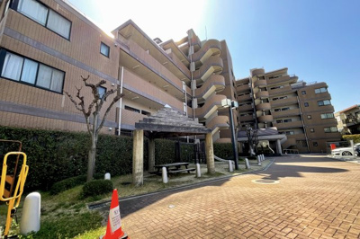 【外観】 | イーグルコート小野 | ローンの事やお家探しのご相談は（株）ゆいホームにお任せ下さい。ちょっとした疑問にも解りやすくお応えします。お気軽にどうぞ(^^)/