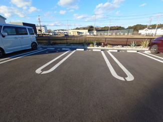 【駐車場】