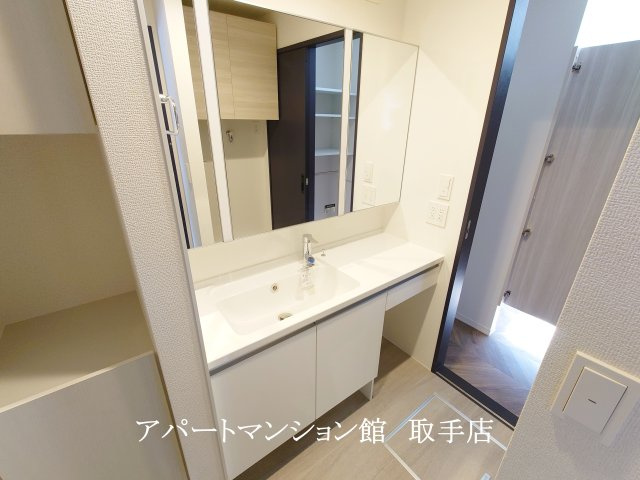 Lien KAISEI（リアン カイセイ）の独立洗面台