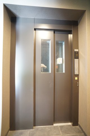 リーニュブルー清澄のその他共用部分|エレベーター完備