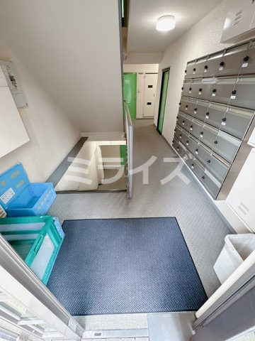【エントランス】 | ビスタ泉町