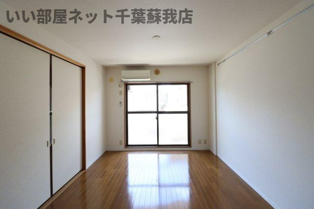 ハイツおゆみ野Ⅱの居間・リビング|ゆったり過ごせる居間です