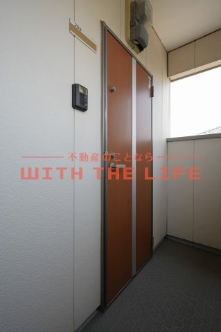 クレフラスト試験場前駅南【キャッシュバック対象物件】の玄関|きれいな玄関です