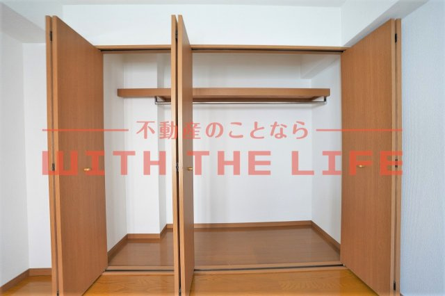 グランデージ中央町【キャッシュバック対象物件】の収納|こまごまとしたものを収納できそうですね