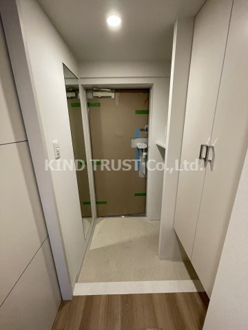 ポラリス松ヶ枝の玄関|収納もある玄関です