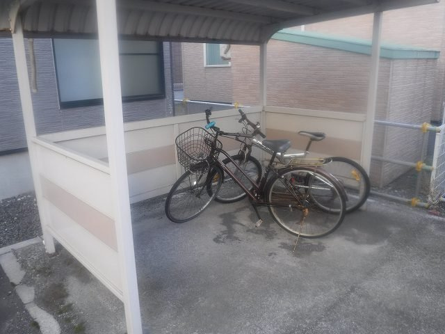 レオパレスアルト中島のその他